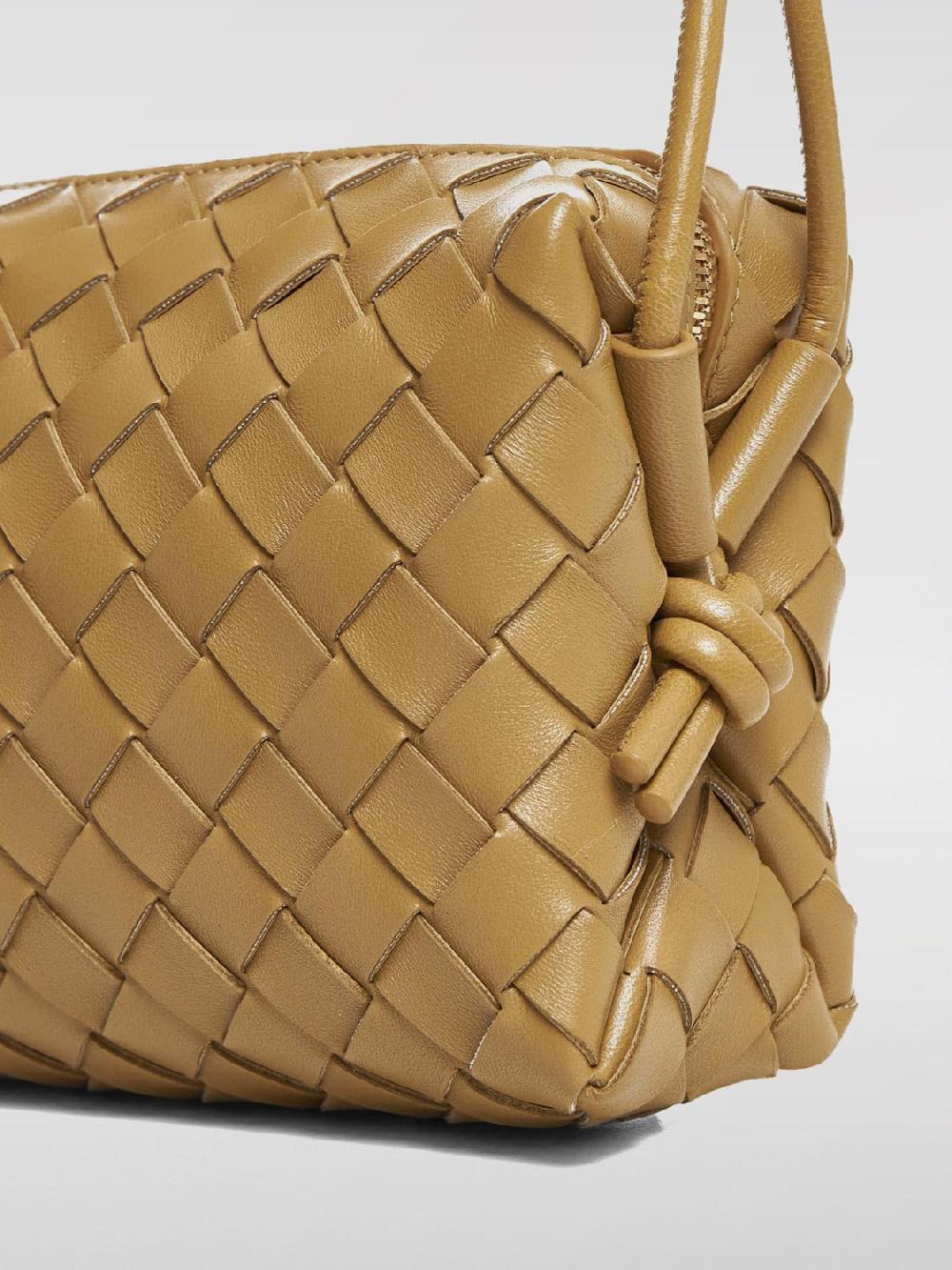 Giglio Borsa Loop Bottega Veneta in pelle intrecciata Sottocosto